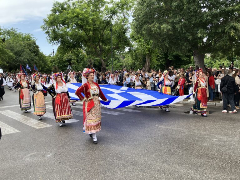 Korfu beim Nationalfeiertag am 21. Mai mit dabei